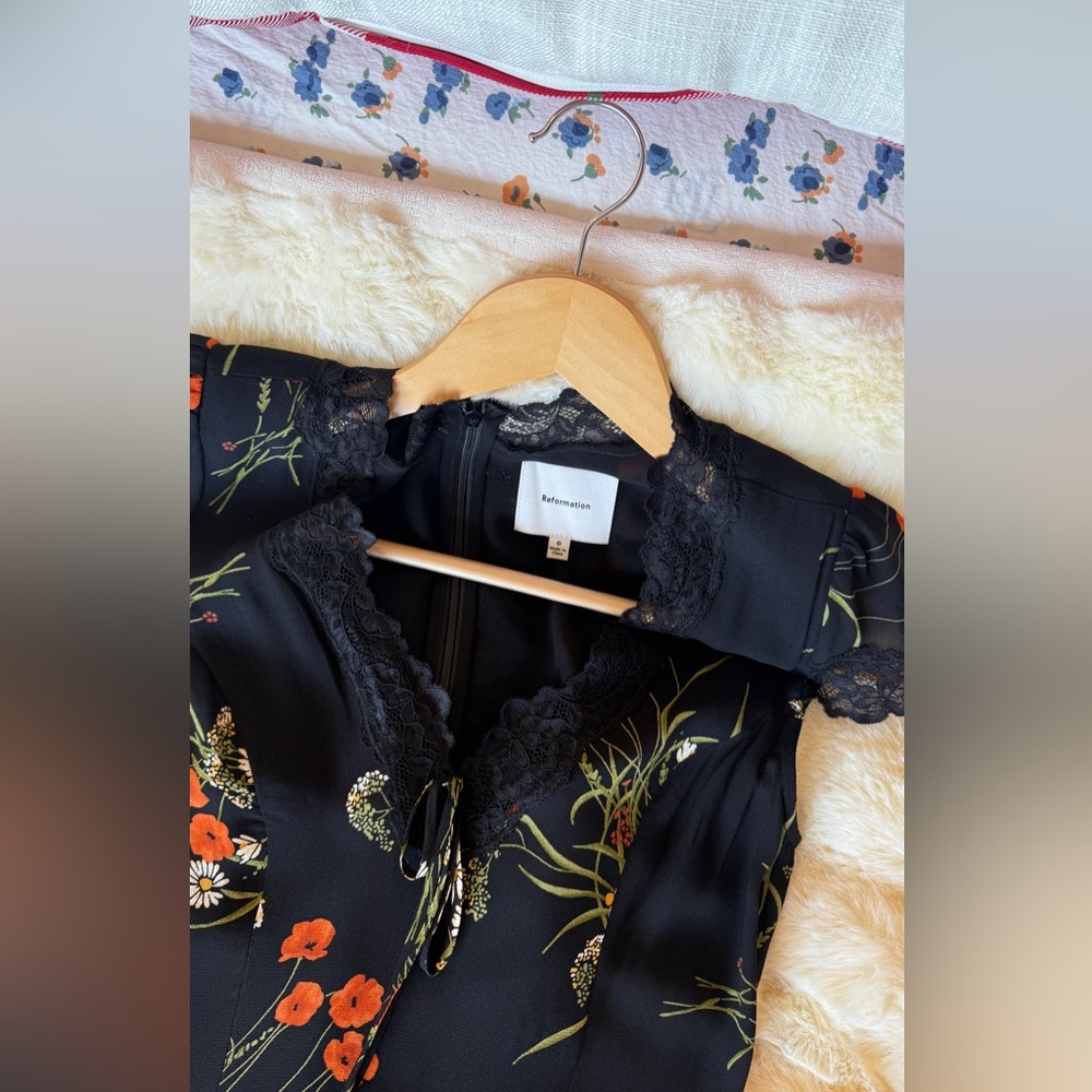 Reformation Tiffie Dress In Floral, brand new without tags, never worn, no flaws - Picture 10 of 16